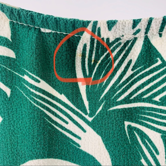 Show Me your MuMu Monstera Romper - Picture 11 of 16